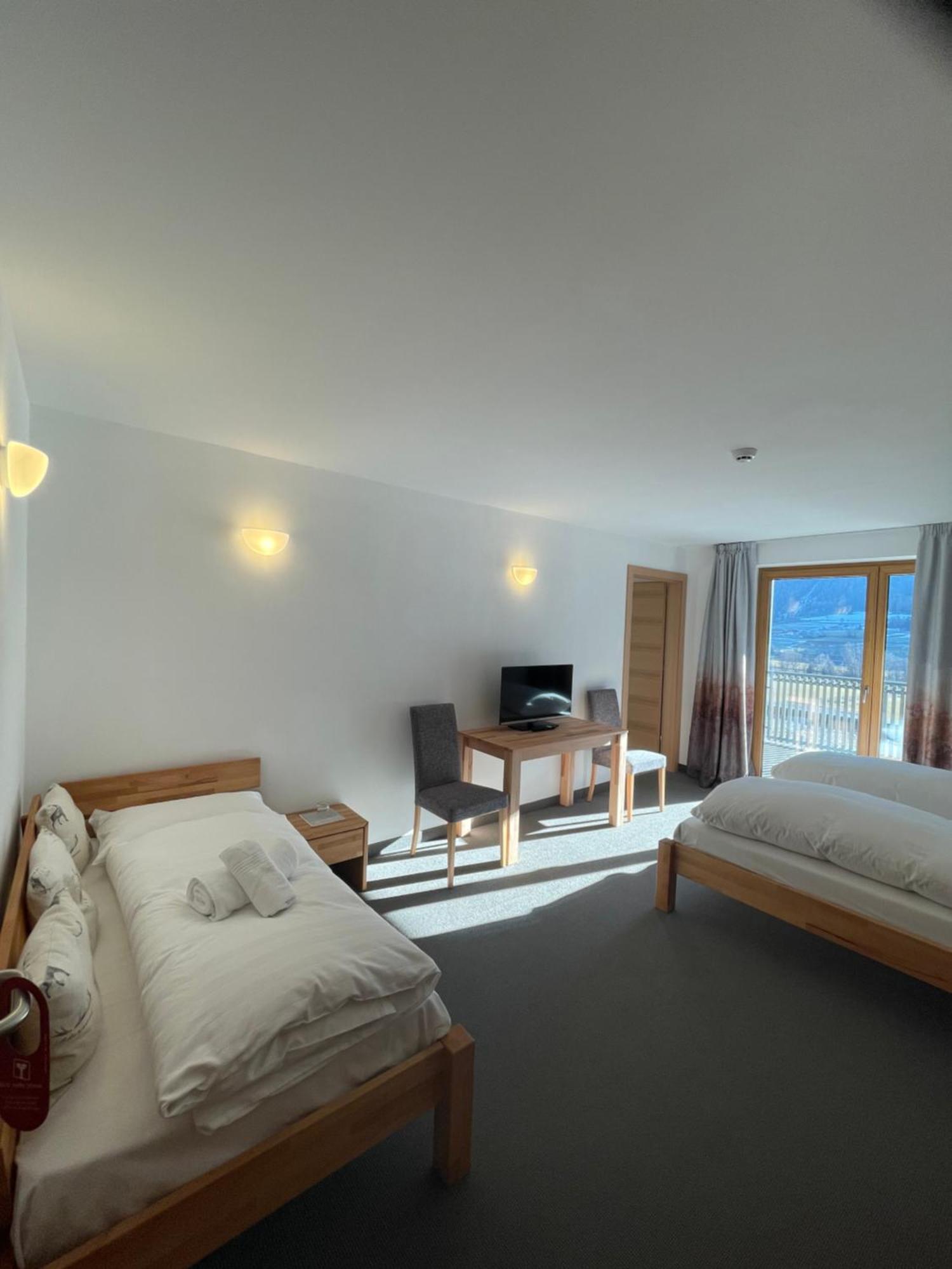 Hotel Larch Кампо-ди-Тренс Экстерьер фото